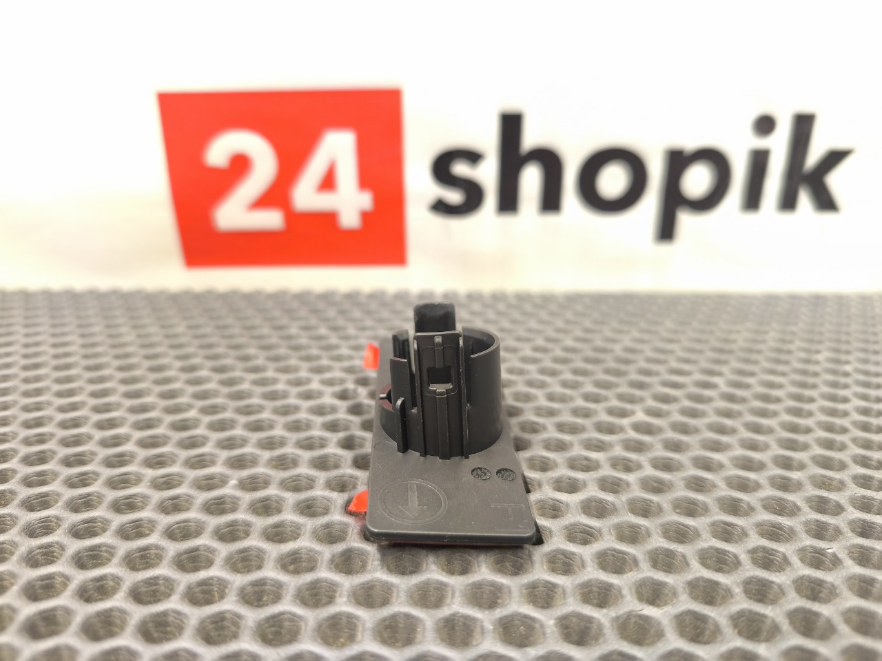 Кронштейн датчика парктроника, 2000 рублей, Красноярск