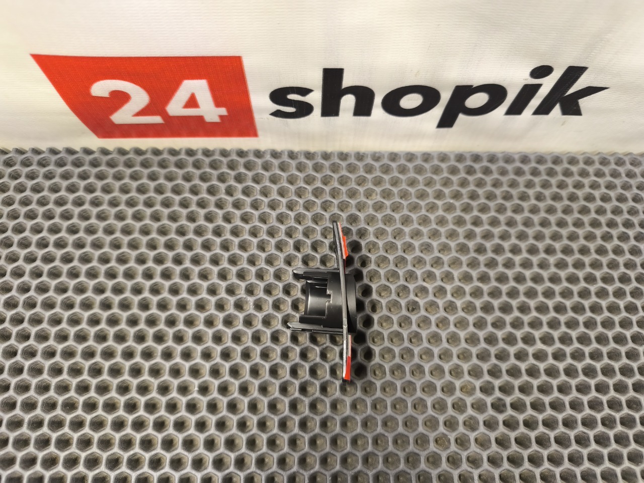 Кронштейн датчика парктроника, 2000 рублей, Красноярск