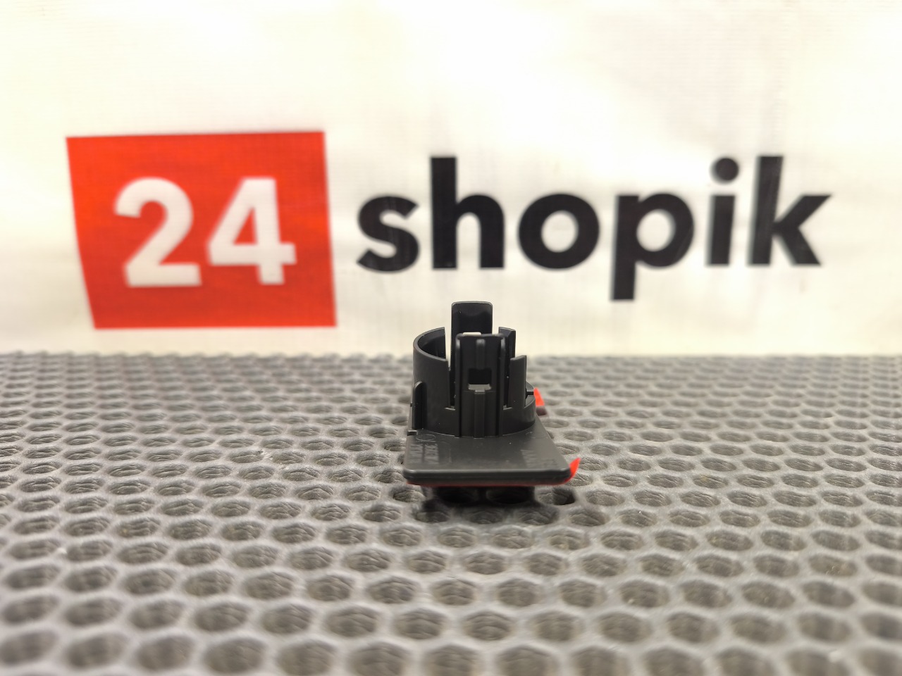 Кронштейн датчика парктроника, 2000 рублей, Красноярск