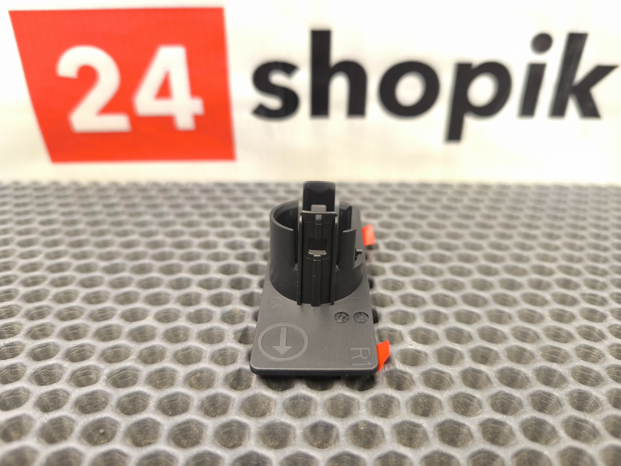 Кронштейн датчика парктроника, 2000 рублей, Красноярск