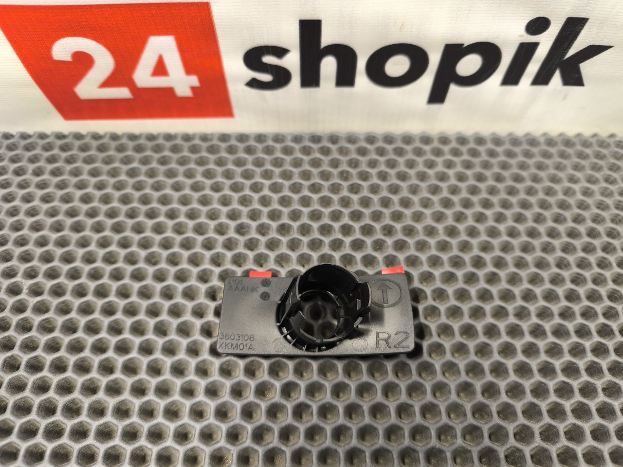 Кронштейн датчика парктроника, 2000 рублей, Красноярск