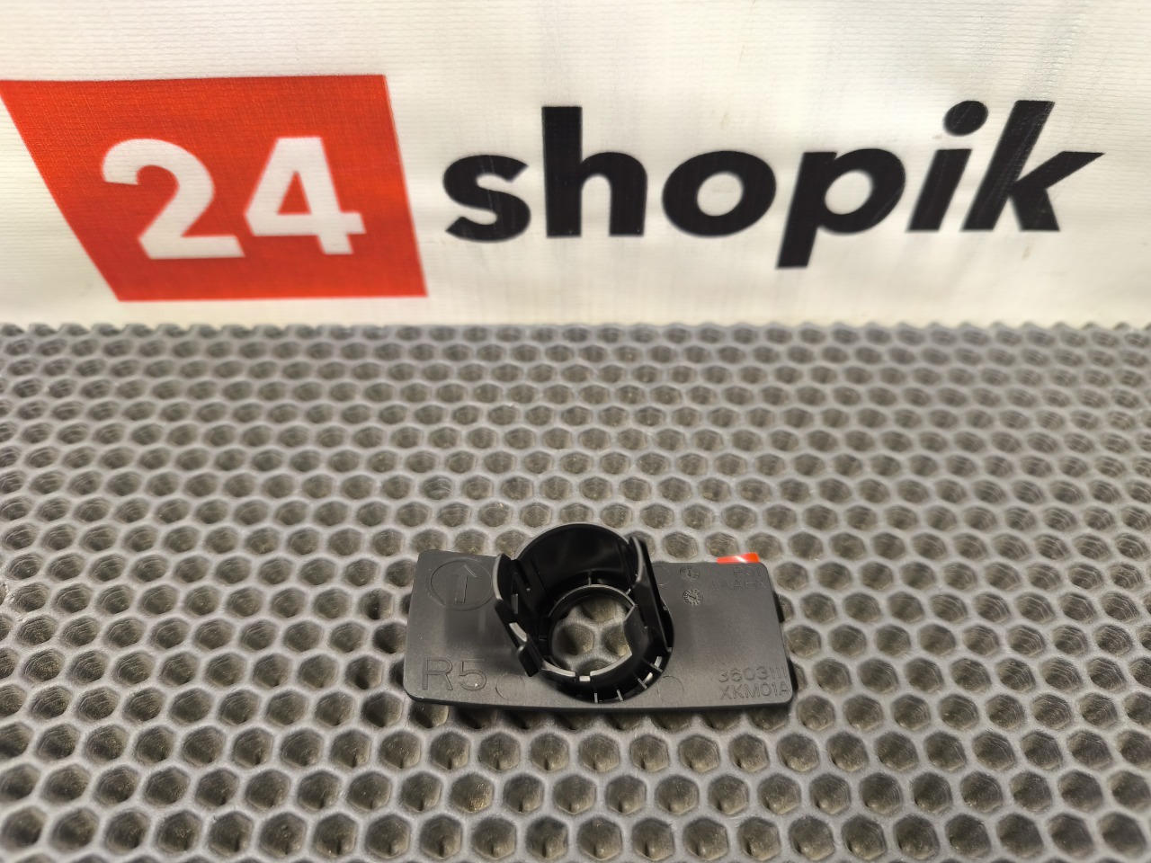 Кронштейн датчика парктроника, 2000 рублей, Красноярск