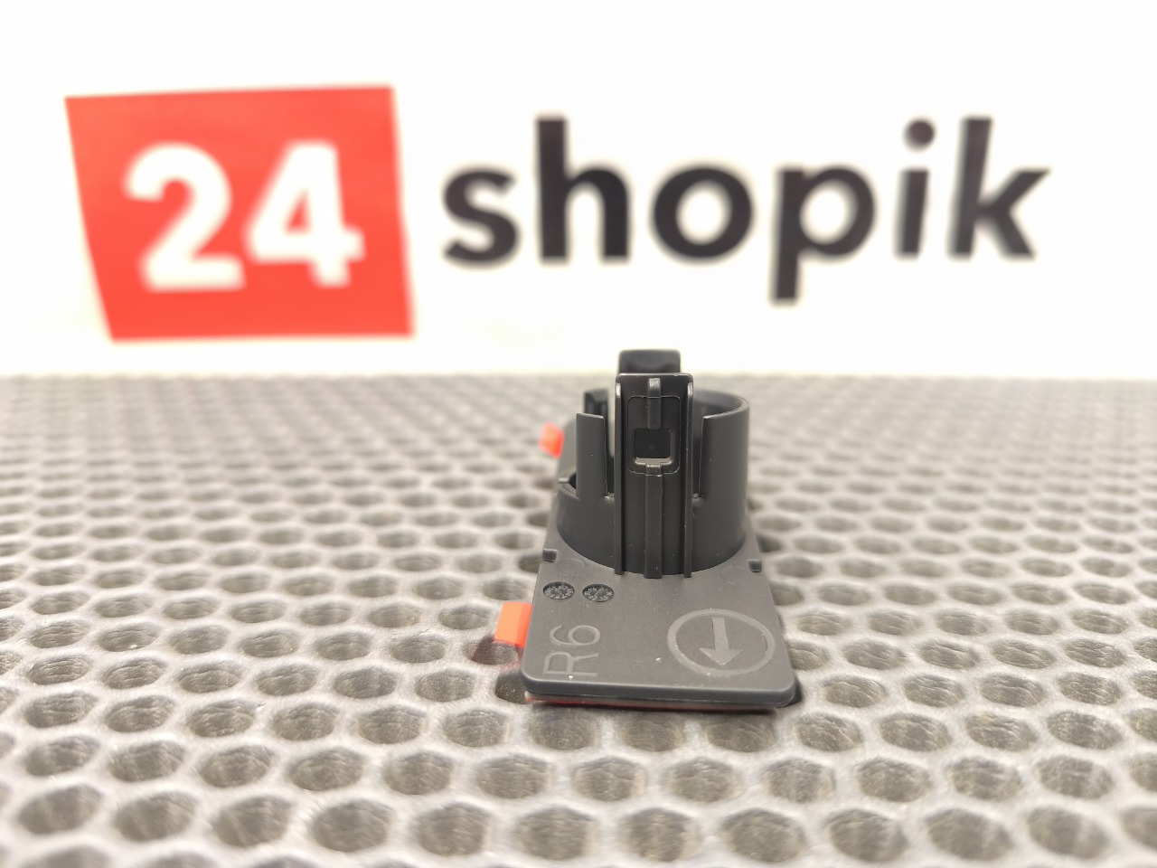 Кронштейн датчика парктроника, 2000 рублей, Красноярск