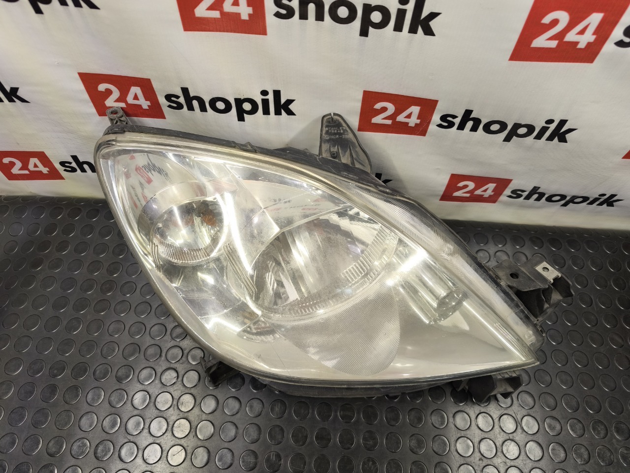 Фара, 2200 рублей, Красноярск