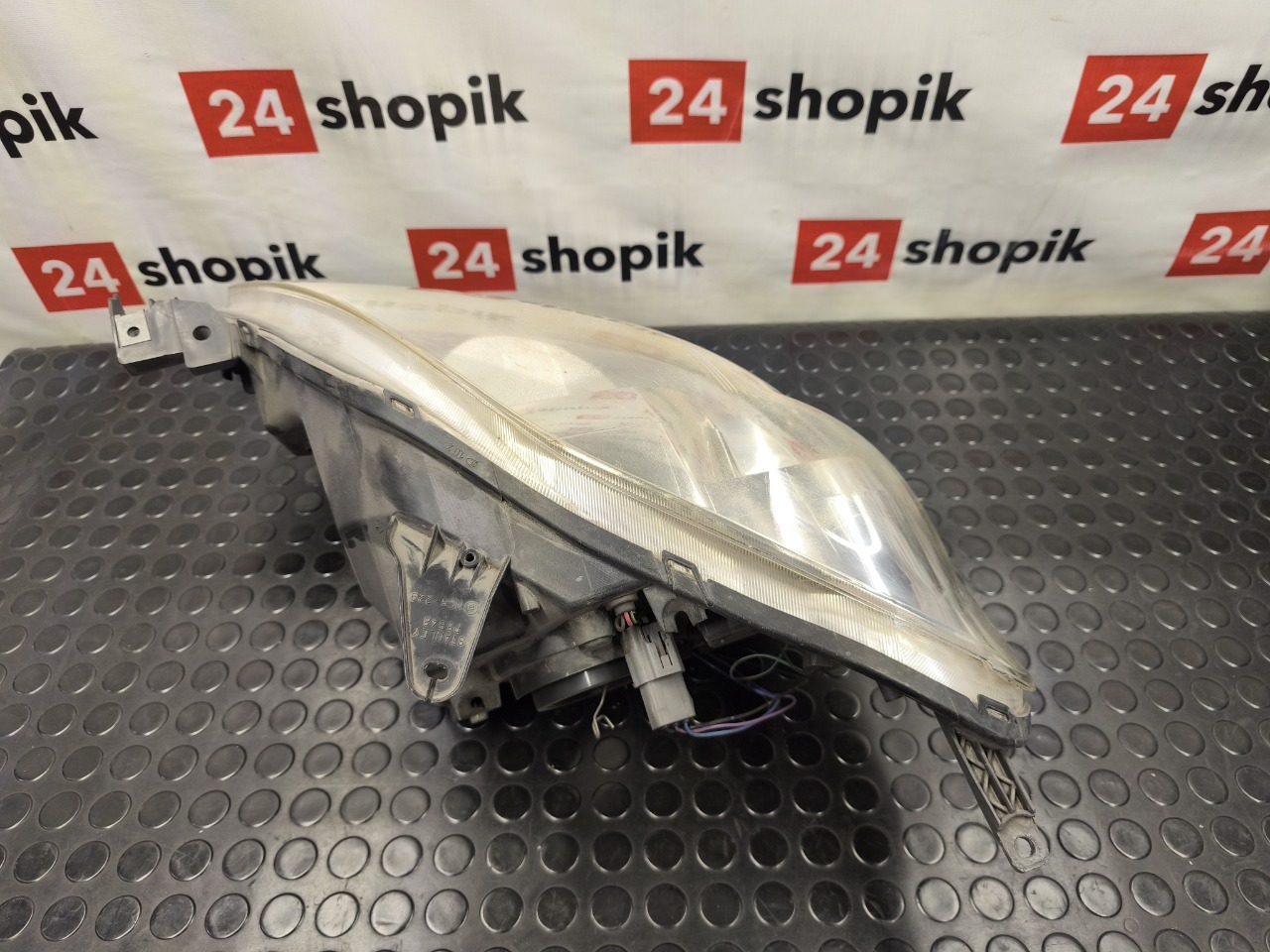 Фара, 2200 рублей, Красноярск