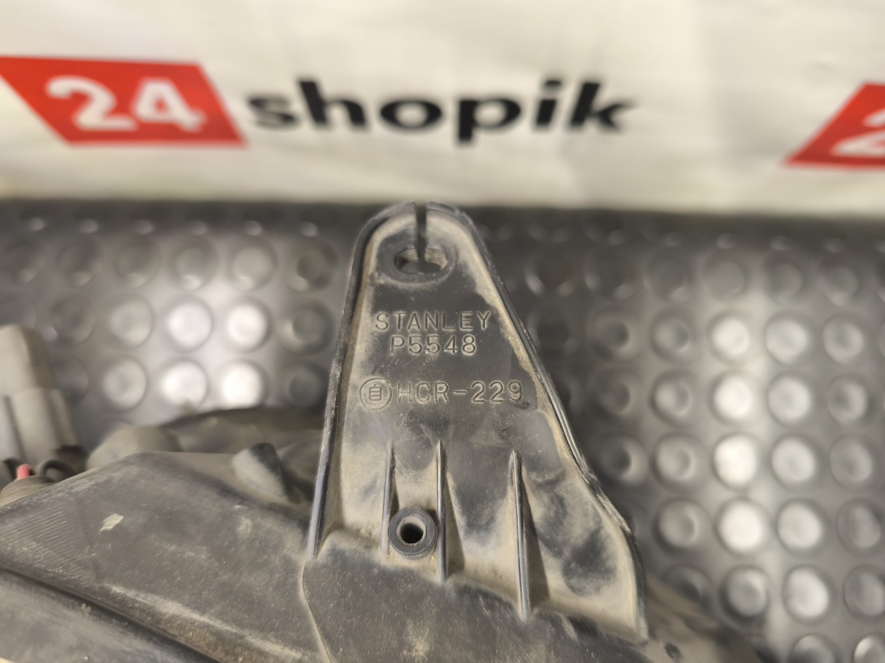 Фара, 2200 рублей, Красноярск