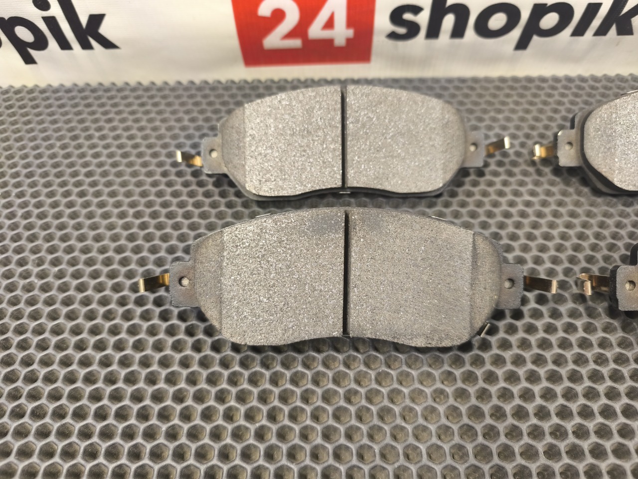 Тормозные колодки, 4000 рублей, Красноярск