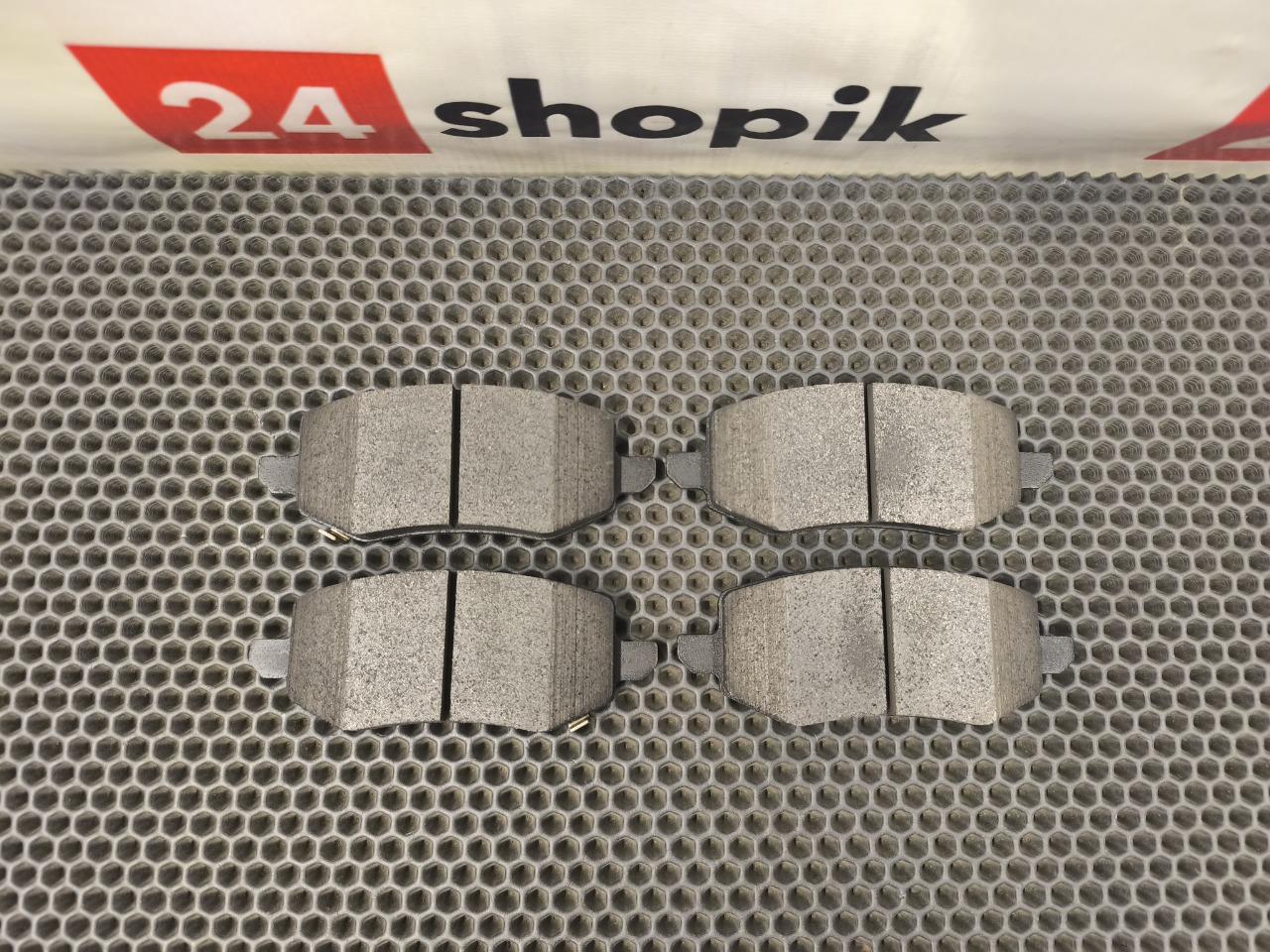 Тормозные колодки, 4500 рублей, Красноярск