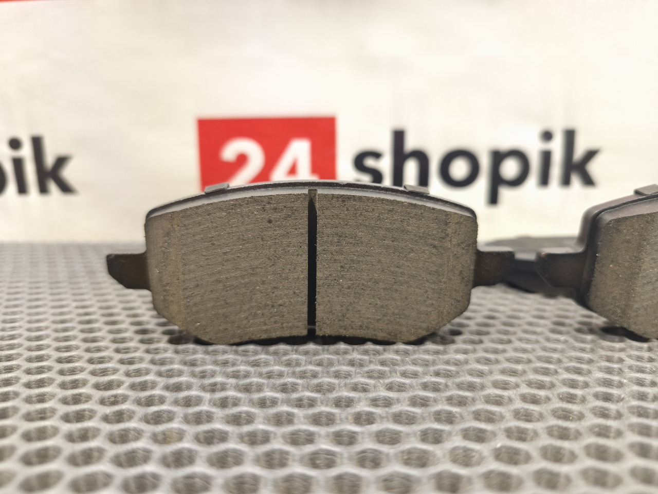 Тормозные колодки, 3500 рублей, Красноярск