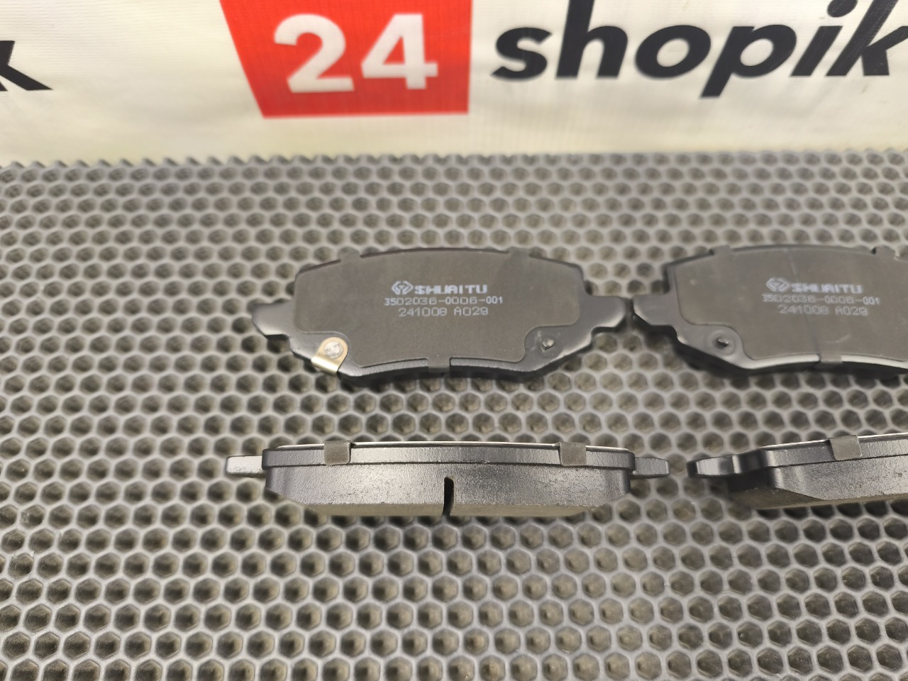 Тормозные колодки, 3500 рублей, Красноярск