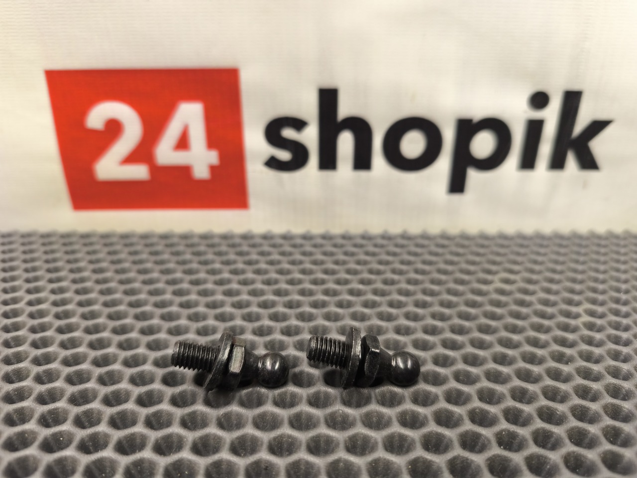 Болт амортизатора капота, 800 рублей, Красноярск