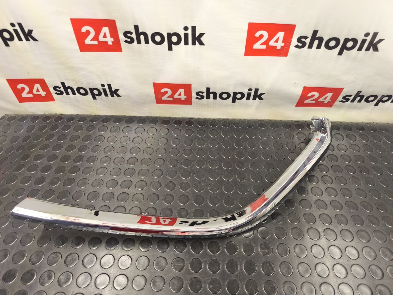 Молдинг решетки радиатора, 4500 рублей, Красноярск