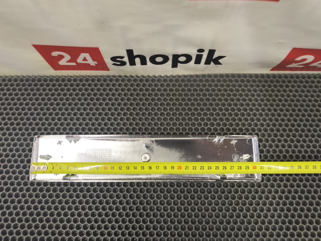 Эмблема решетки радиатора, 2500 рублей, Красноярск