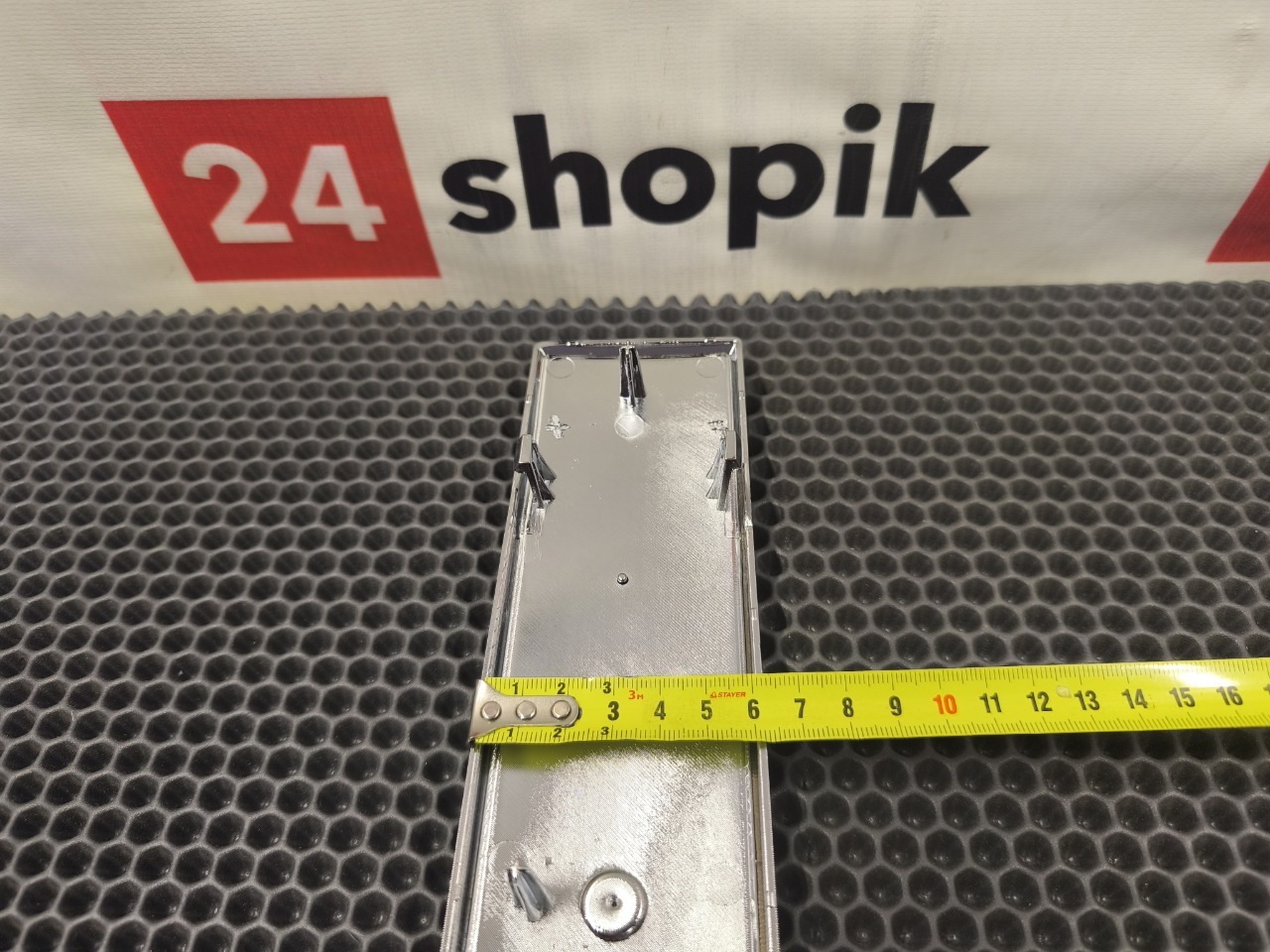 Эмблема решетки радиатора, 2500 рублей, Красноярск