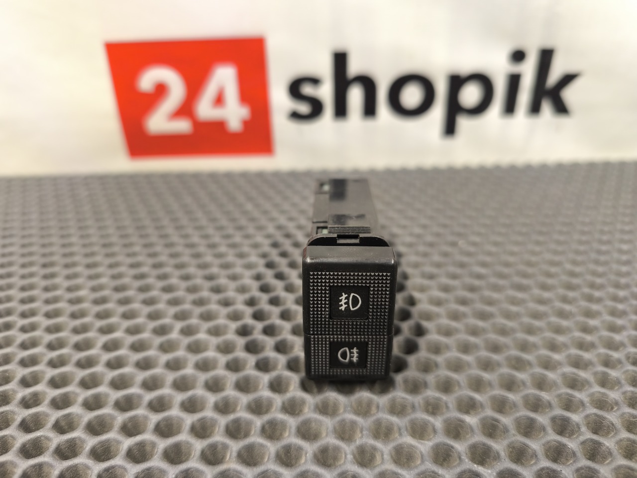 Кнопка противотуманных фар, 1000 рублей, Красноярск