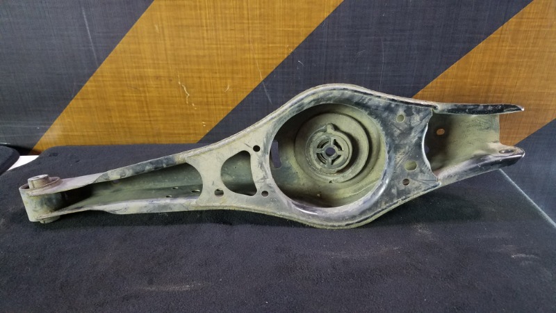 Рычаг подвески, 2500 рублей, Красноярск