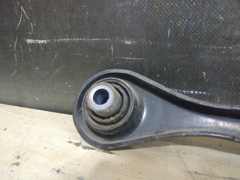 Рычаг подвески, 1000 рублей, Красноярск