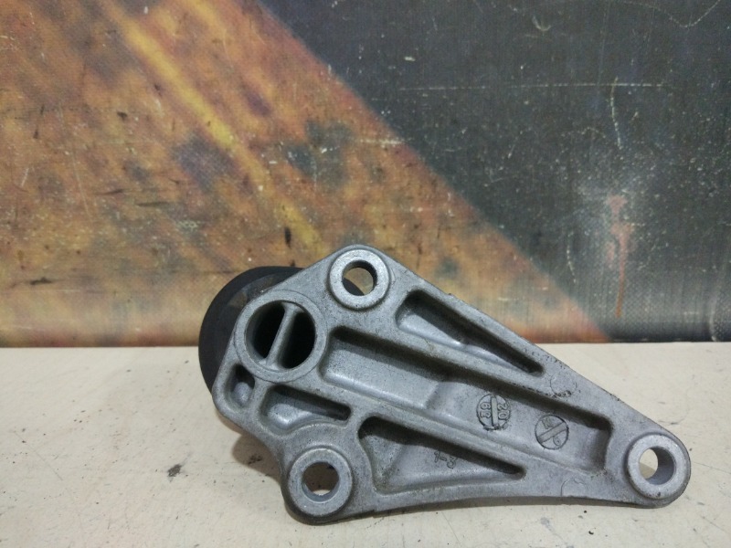 Кронштейн двигателя, 1000 рублей, Красноярск