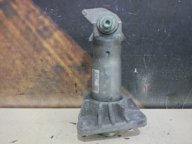 Кронштейн усилителя бампера, 1630 рублей, Красноярск