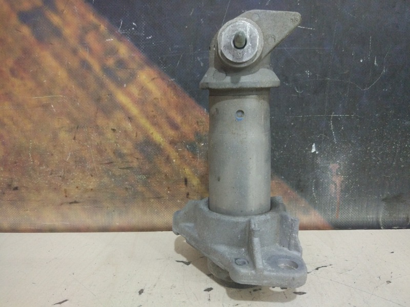 Кронштейн усилителя бампера, 1630 рублей, Красноярск