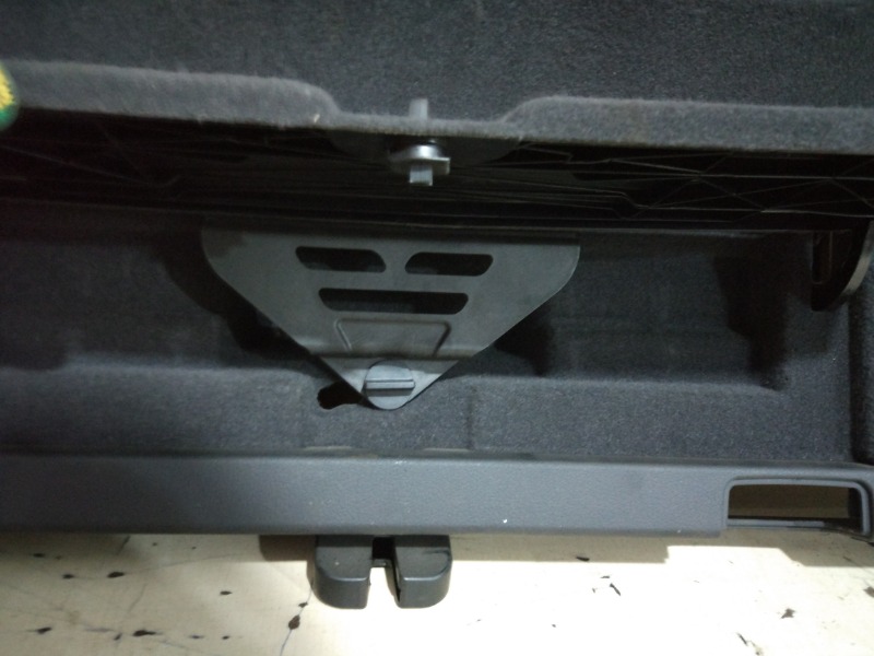 Обшивка крышки багажника, 1200 рублей, Красноярск