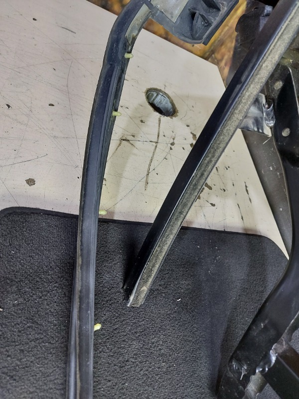 Стеклоподъемник, 1000 рублей, Красноярск