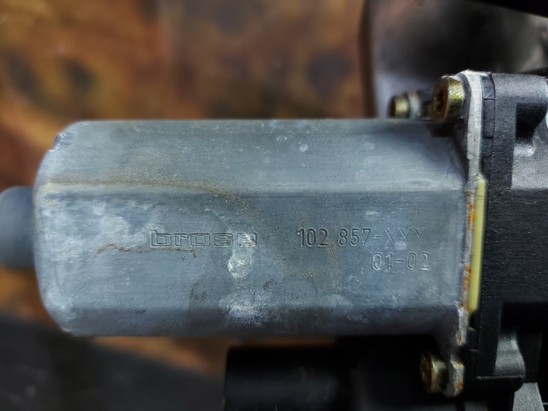 Стеклоподъемник, 1000 рублей, Красноярск