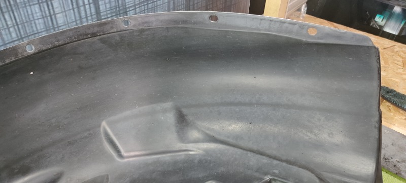 Подкрылок, 672 рублей, Красноярск