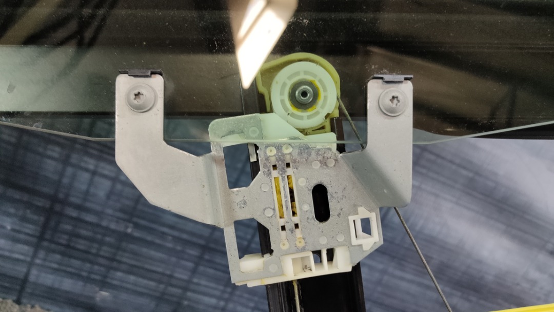 Стеклоподъемник, 1500 рублей, Красноярск