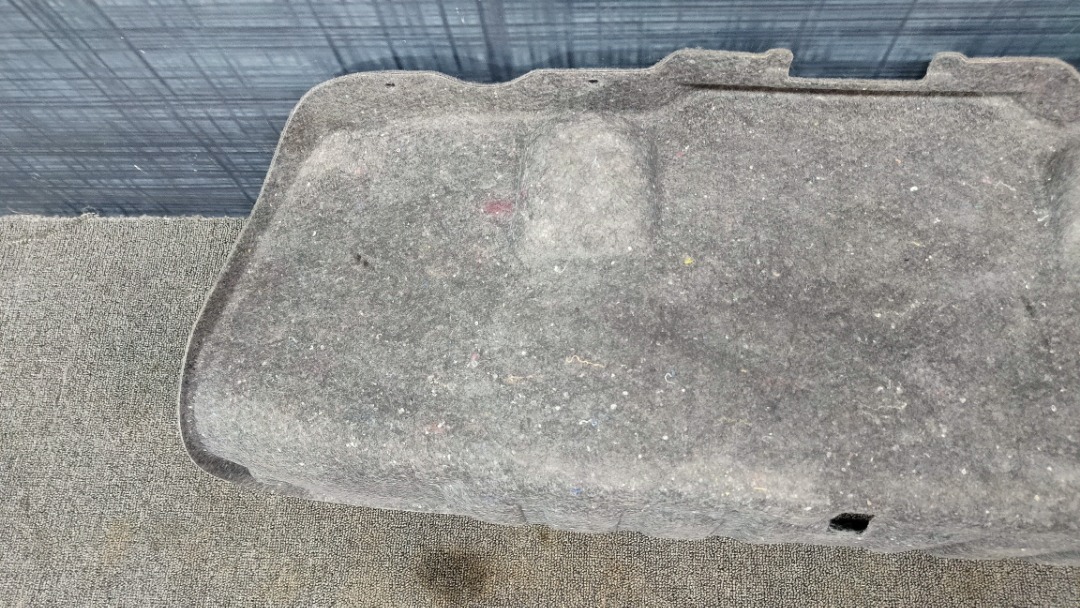 Обшивка крышки багажника, 300 рублей, Красноярск