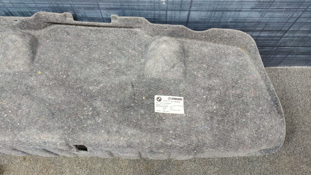 Обшивка крышки багажника, 300 рублей, Красноярск