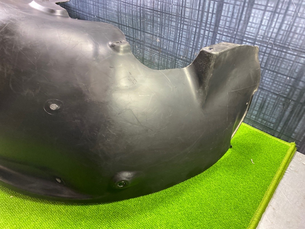 Подкрылок, 950 рублей, Красноярск