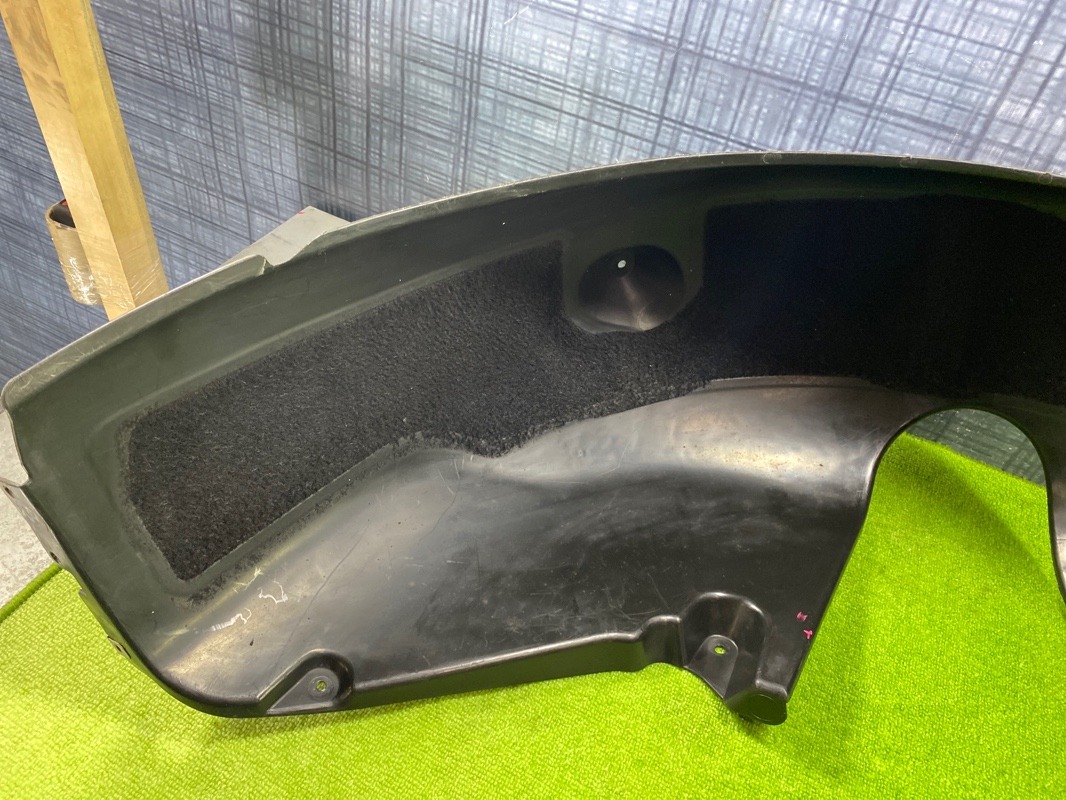 Подкрылок, 300 рублей, Красноярск