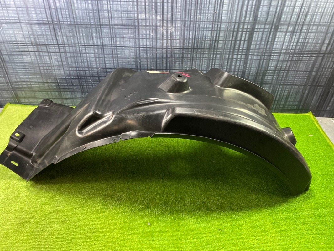 Подкрылок, 900 рублей, Красноярск