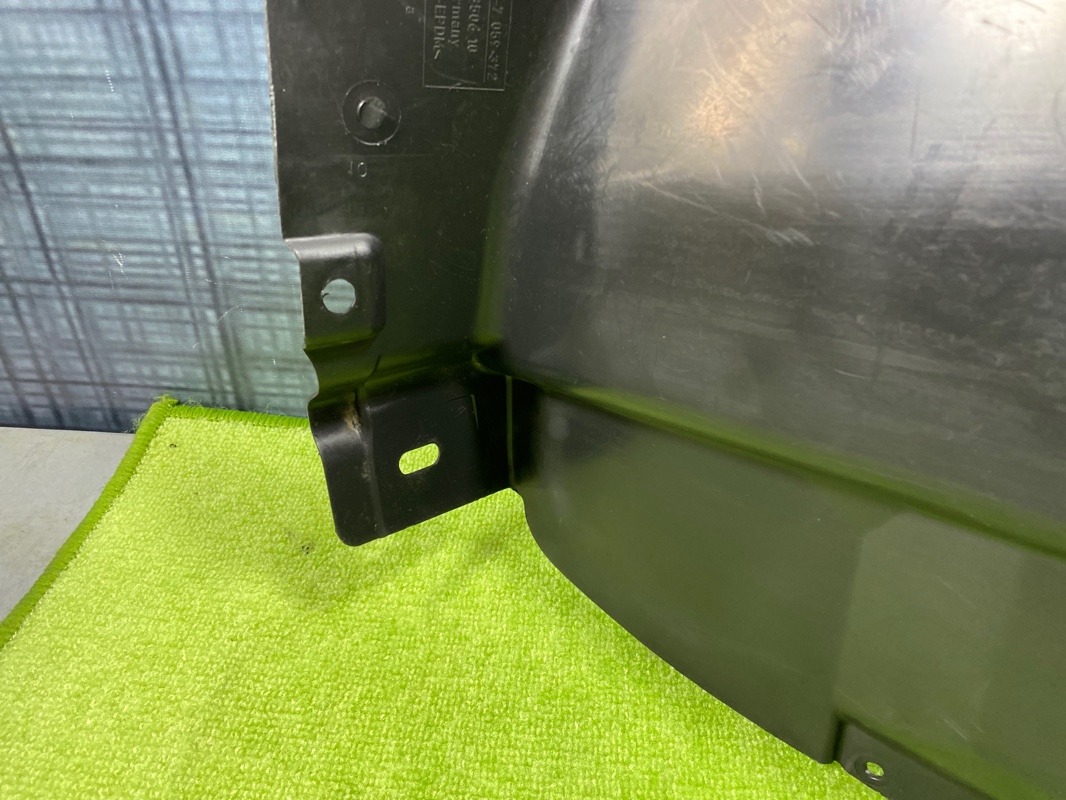 Подкрылок, 900 рублей, Красноярск