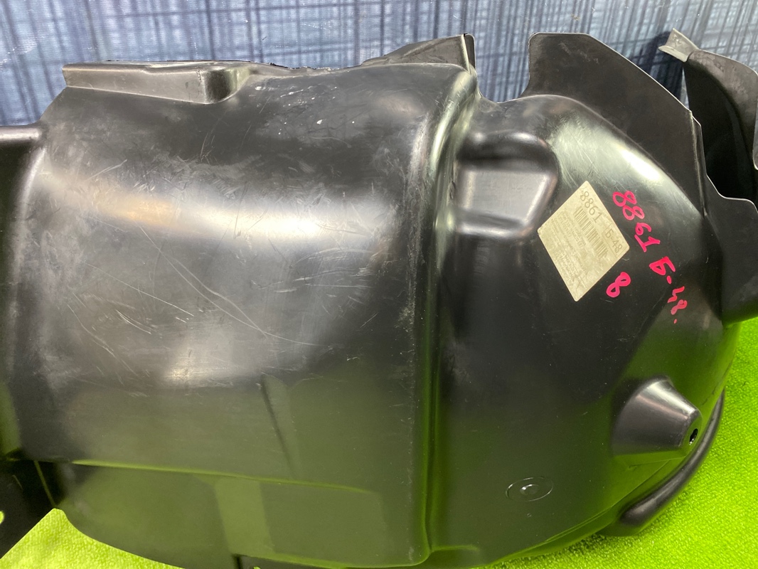 Подкрылок, 900 рублей, Красноярск