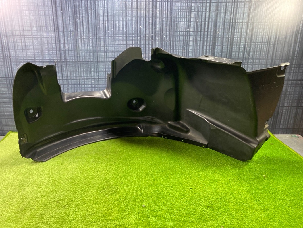 Подкрылок, 900 рублей, Красноярск