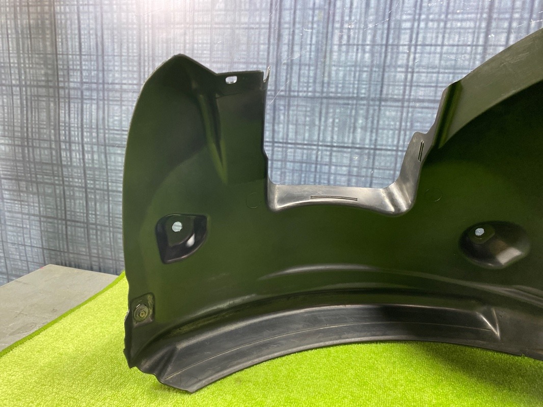 Подкрылок, 900 рублей, Красноярск