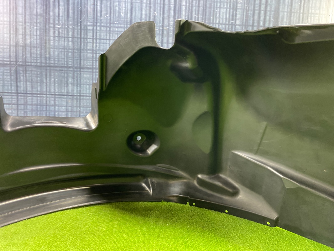 Подкрылок, 900 рублей, Красноярск