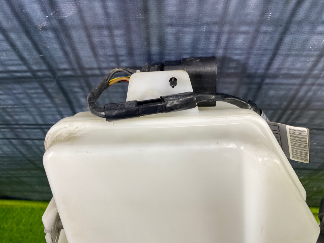 Бачок омывателя, 1600 рублей, Красноярск