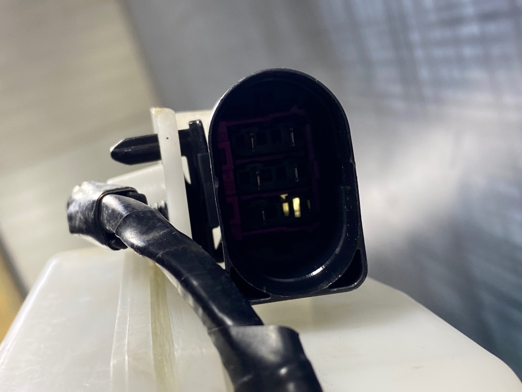 Бачок омывателя, 1600 рублей, Красноярск