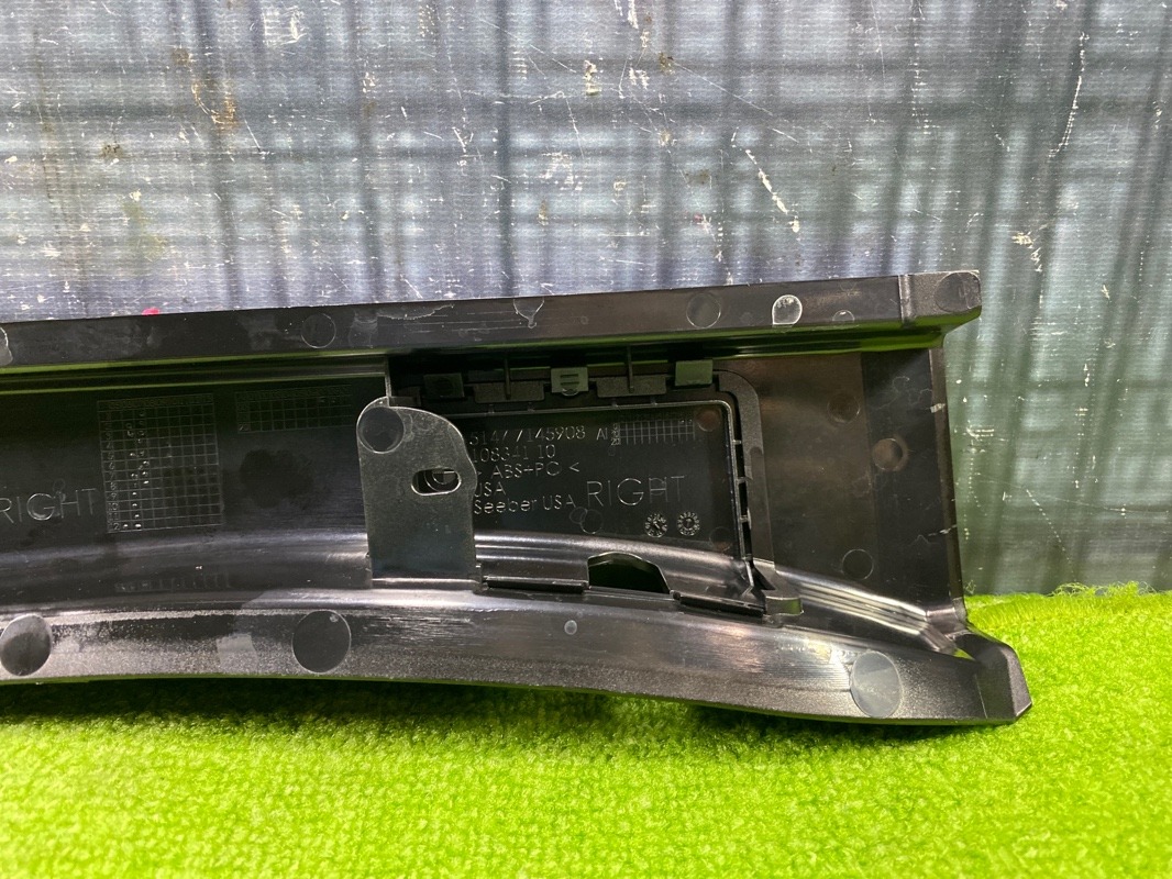 Пластик багажника, 280 рублей, Красноярск