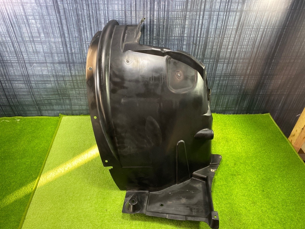 Подкрылок, 1200 рублей, Красноярск