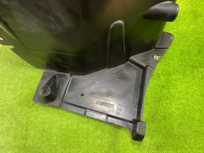 Подкрылок, 1200 рублей, Красноярск