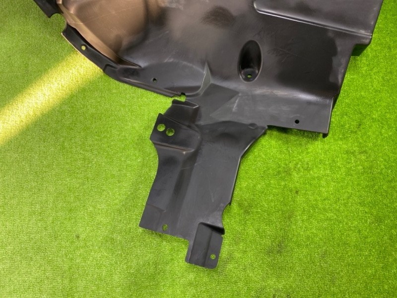 Подкрылок, 1200 рублей, Красноярск