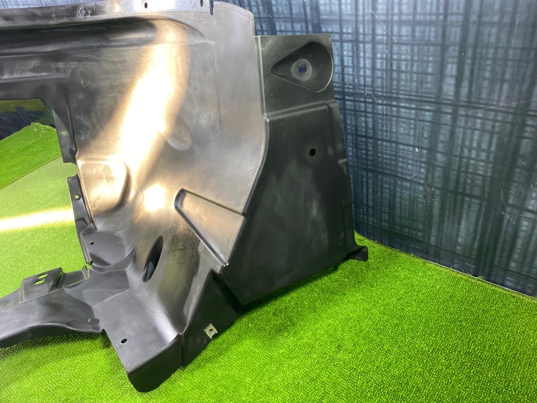 Подкрылок, 1200 рублей, Красноярск