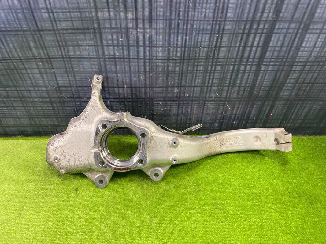 Поворотный кулак, 4400 рублей, Красноярск