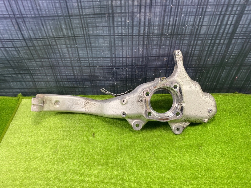 Поворотный кулак, 4400 рублей, Красноярск