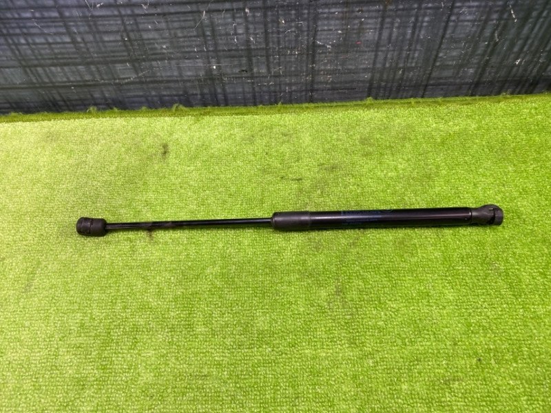 Амортизатор капота, 520 рублей, Красноярск