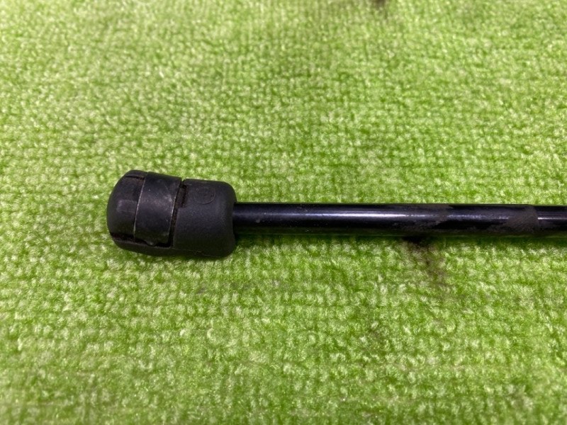 Амортизатор капота, 520 рублей, Красноярск